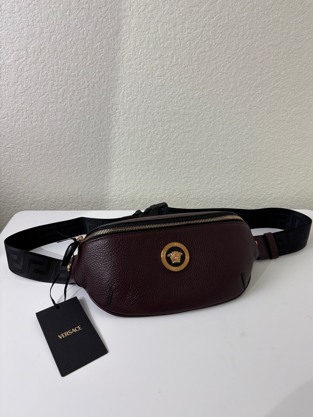Sale ends 5/20Versace Medusa Wine Leather Medusa bum Bag New